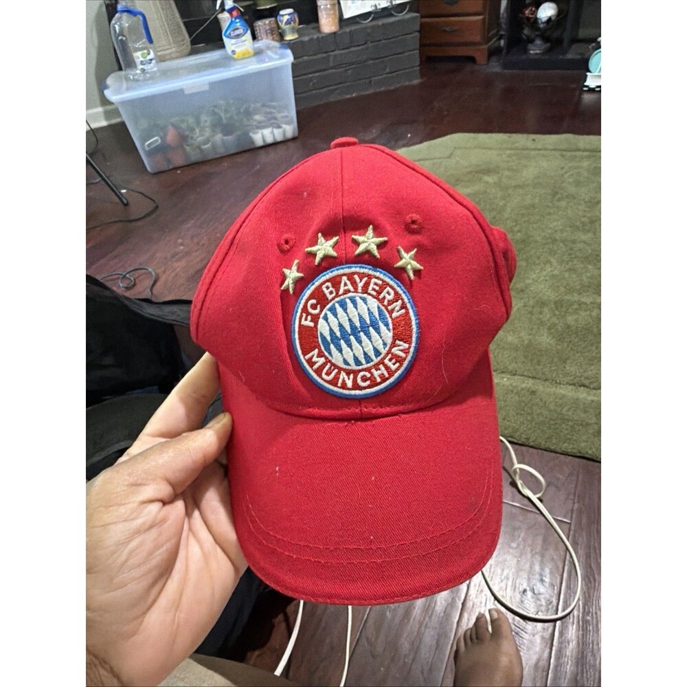 VTG F.C. Bayern Munchen Red Adjustable Soccer Football Hat Cap Germany